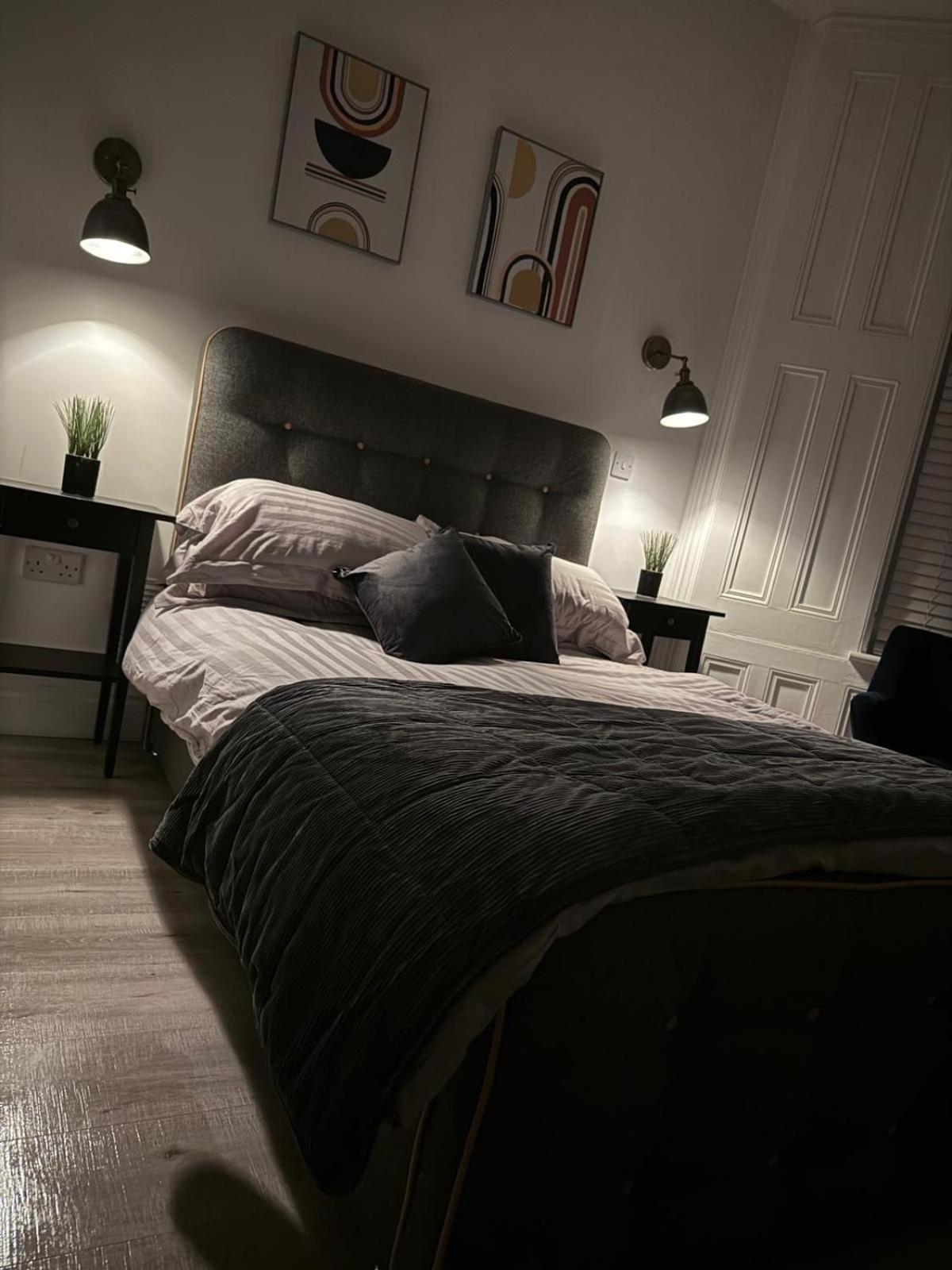Seaside Studio Apartment Weston-super-Mare Eksteriør billede